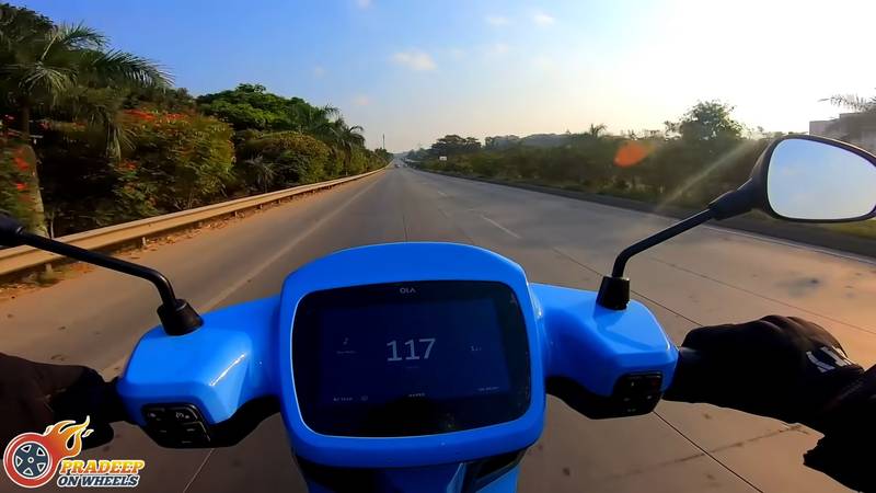 article, autos, cars, ola s1 pro vs ather 450x; top drawer e-scooters go to war in this showdown