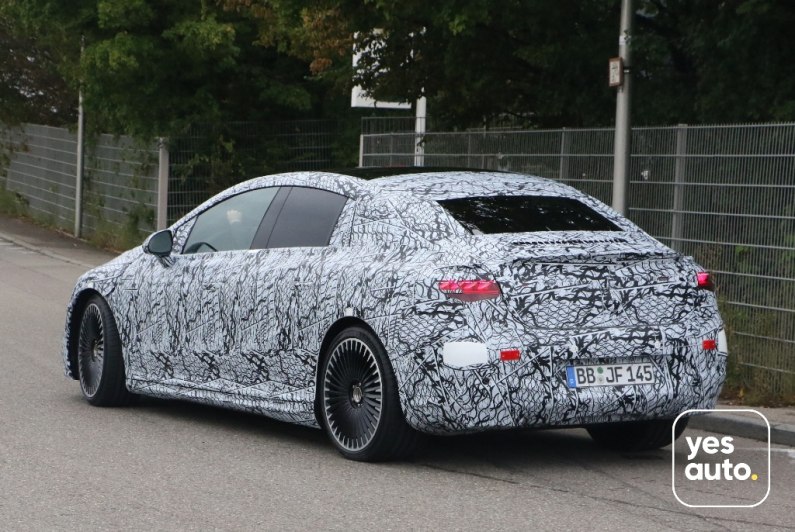autos, cars, mercedes-benz, mg, car news, car specification, mercedes, yesauto photo, upcoming 2022 mercedes-amg eqe 53: spy shots