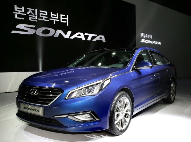 autos, cars, hyundai, auto news, hyundai sonata, sonata, smashing the critics: hyundai pits us-made sonata against a korean-made one