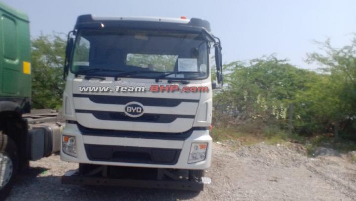 autos, byd, cars, commercial vehicles, indian, q1 electric truck, scoops & rumours, spy shots, scoop! byd q1 electric truck spotted in india