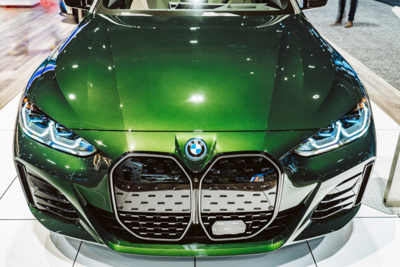 autos, bmw, cars, bmw i4, bmw i4 m50, chicago auto show, san remo green, is san remo green the best color for the bmw i4?