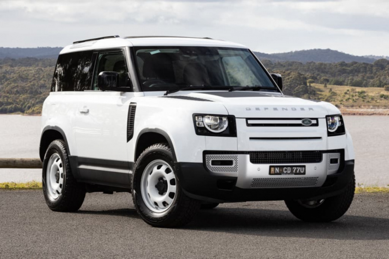 autos, cars, land rover, reviews, 4x4 offroad cars, adventure cars, android, car reviews, defender, land rover defender, long term reviews, android, land rover defender 90 2022 long-term review