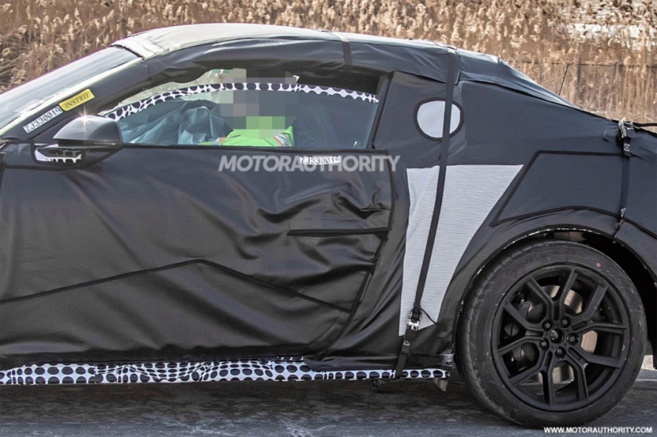 autos, cars, ford, convertibles, ford mustang, ford mustang news, ford news, muscle cars, spy shots, 2024 ford mustang convertible spy shots: new drop-top spied