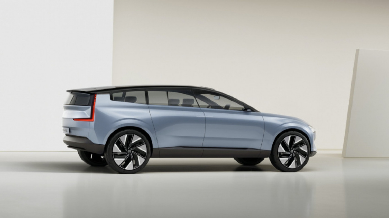 autos, cars, volvo, electric cars, luxury cars, suvs, volvo news, volvo xc90, volvo xc90 news, current volvo xc90 to remain on sale after electric successor arrives