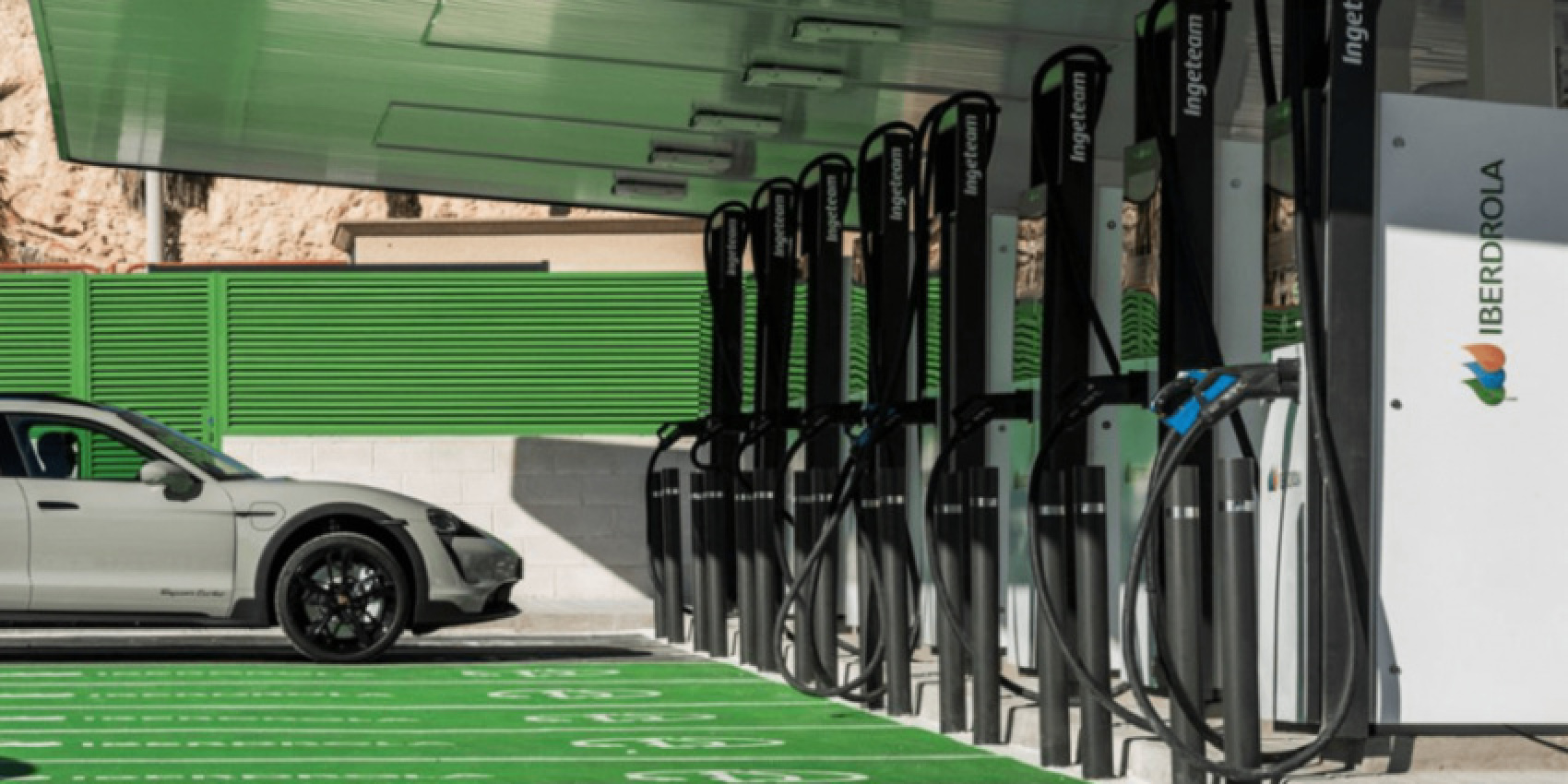 autos, cars, electric vehicle, energy & infrastructure, porsche, ev charging stations, iberdrola, spain, es: porsche & iberdrola open first ultra-rapid charging hub