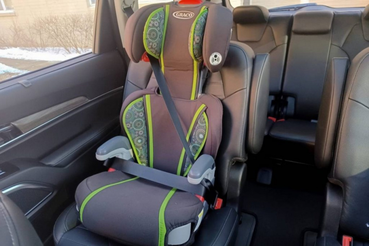 autos, cars, kia, kia telluride, telluride, do car seats fit well in the 2022 kia telluride?