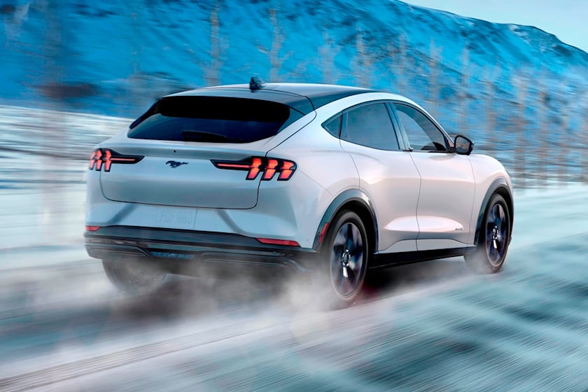 autos, cars, electric vehicles, ford, ford mustang, government, 2022 ford mustang mach-e has better range than we thought