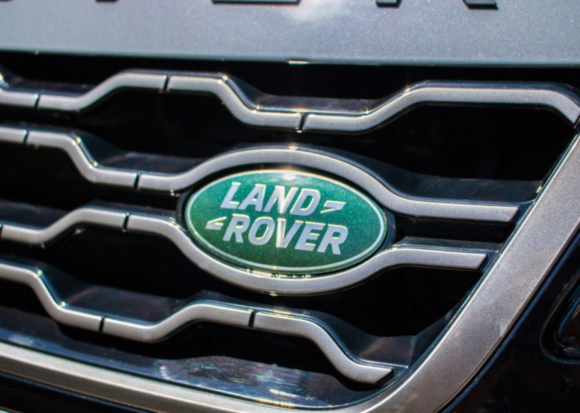 autos, cars, land rover, android, land rover recalls nearly 19,000 evoques over faulty airbag module software