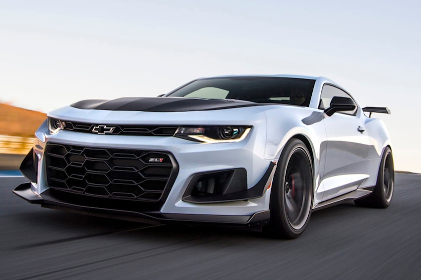 autos, cars, chevrolet, industry news, chevrolet camaro, muscle cars, sports cars, chevrolet camaro set to lose a cool feature