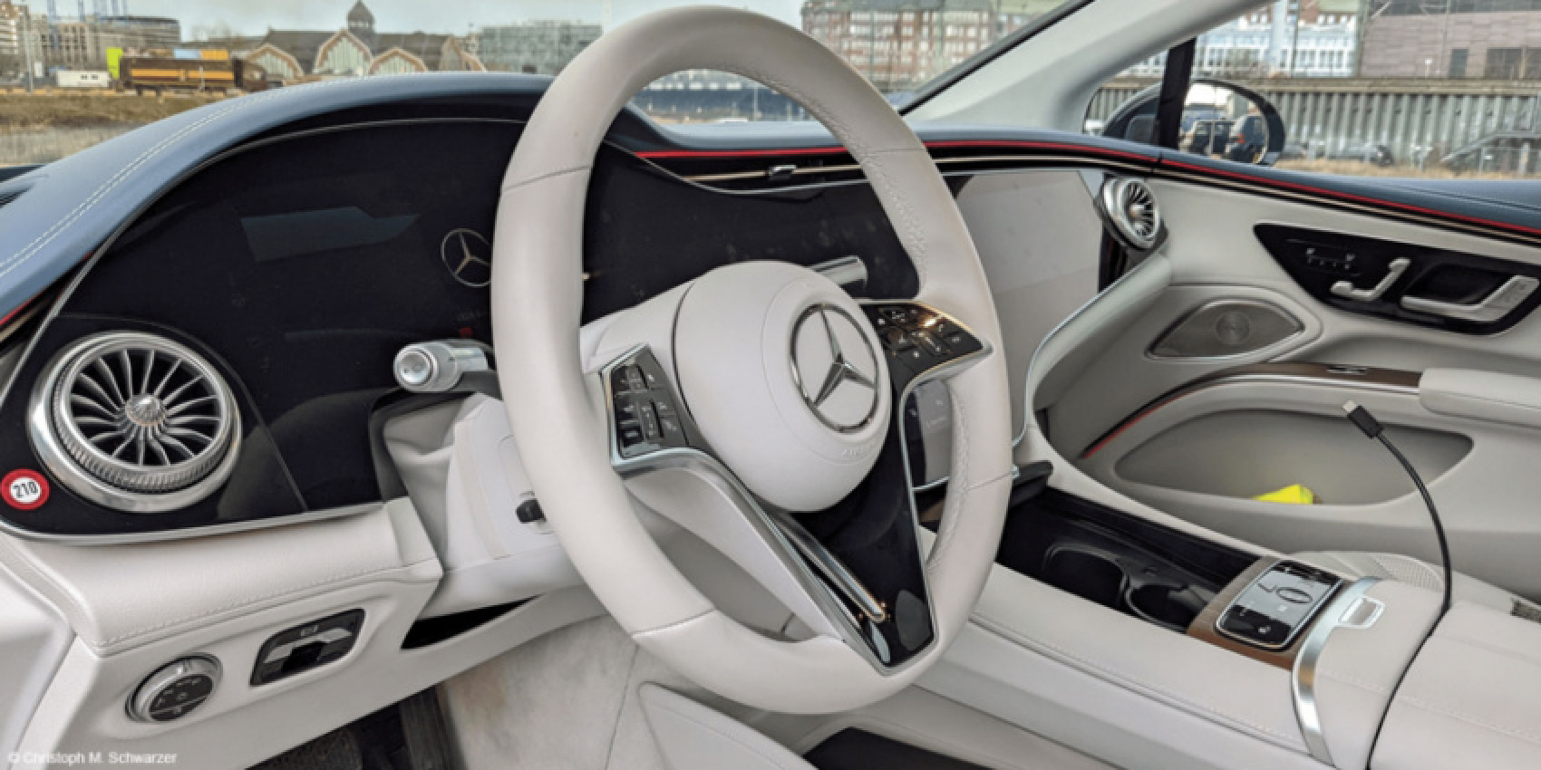 automobile, autos, cars, electric vehicle, mercedes-benz, mercedes, review, mercedes eqs: a new benchmark in luxury