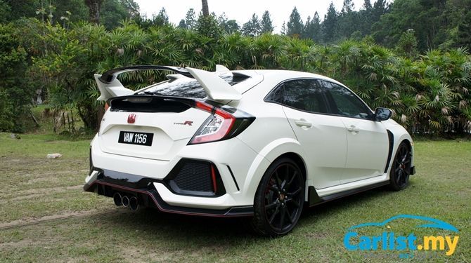 autos, cars, honda, reviews, civic, civic type r, fk8r, honda civic, honda civic type r, review: honda civic type r (fk8) – don’t judge a car by its rear wing