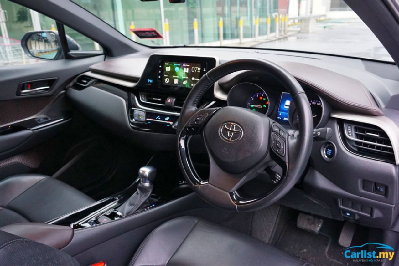 autos, cars, reviews, toyota, android, c-hr, toyota c-hr, android, review: toyota c-hr – drive it to love it