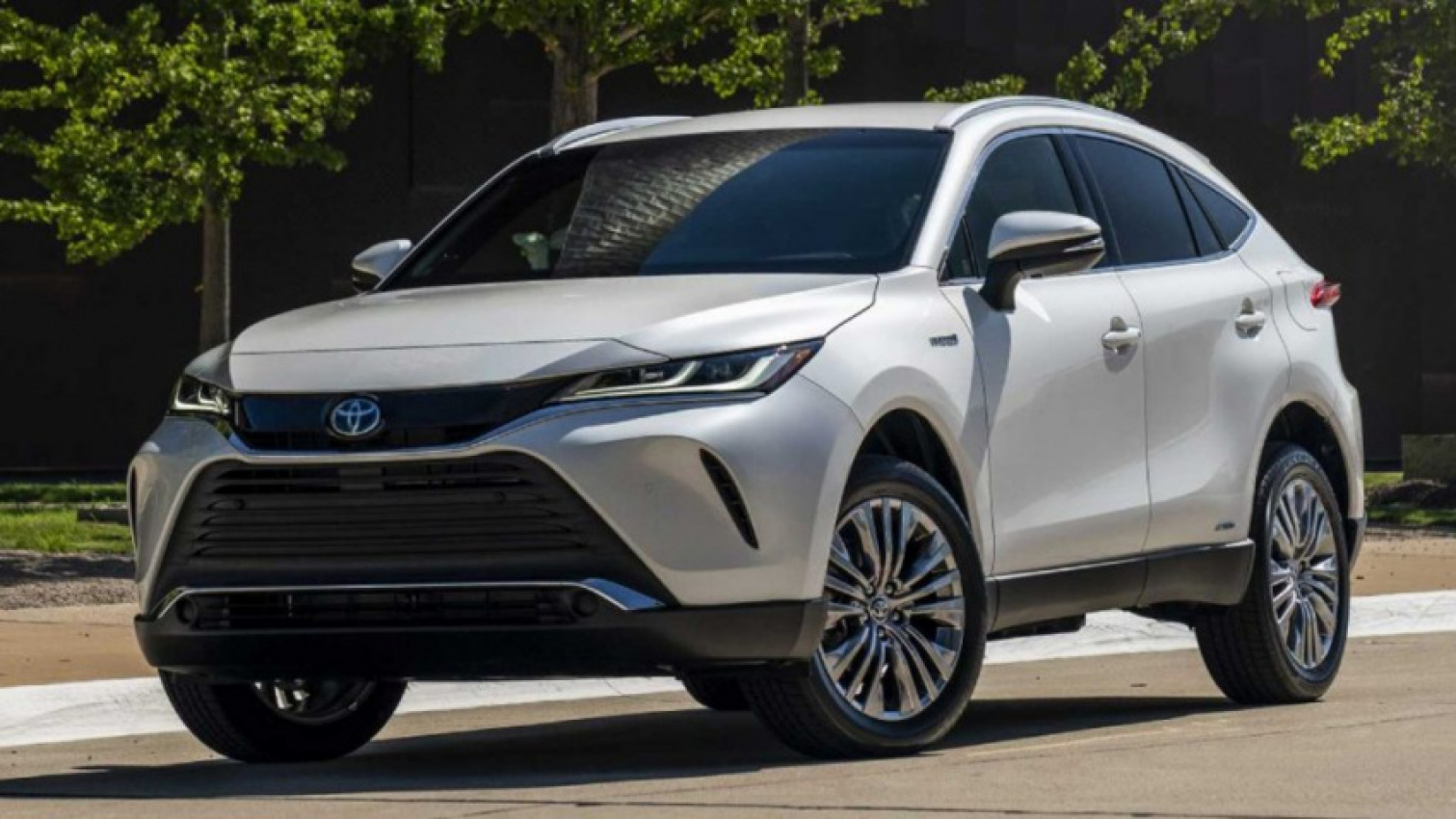 autos, cars, toyota, toyota venza, venza, 2022 toyota venza: a classic name with a new feeling