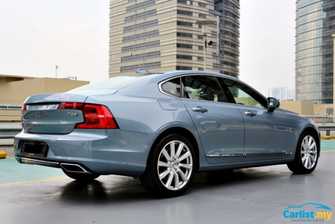 autos, cars, reviews, volvo, android, phev, t8, volvo s90, android, 8 hours in a volvo s90 t8 inscription plus
