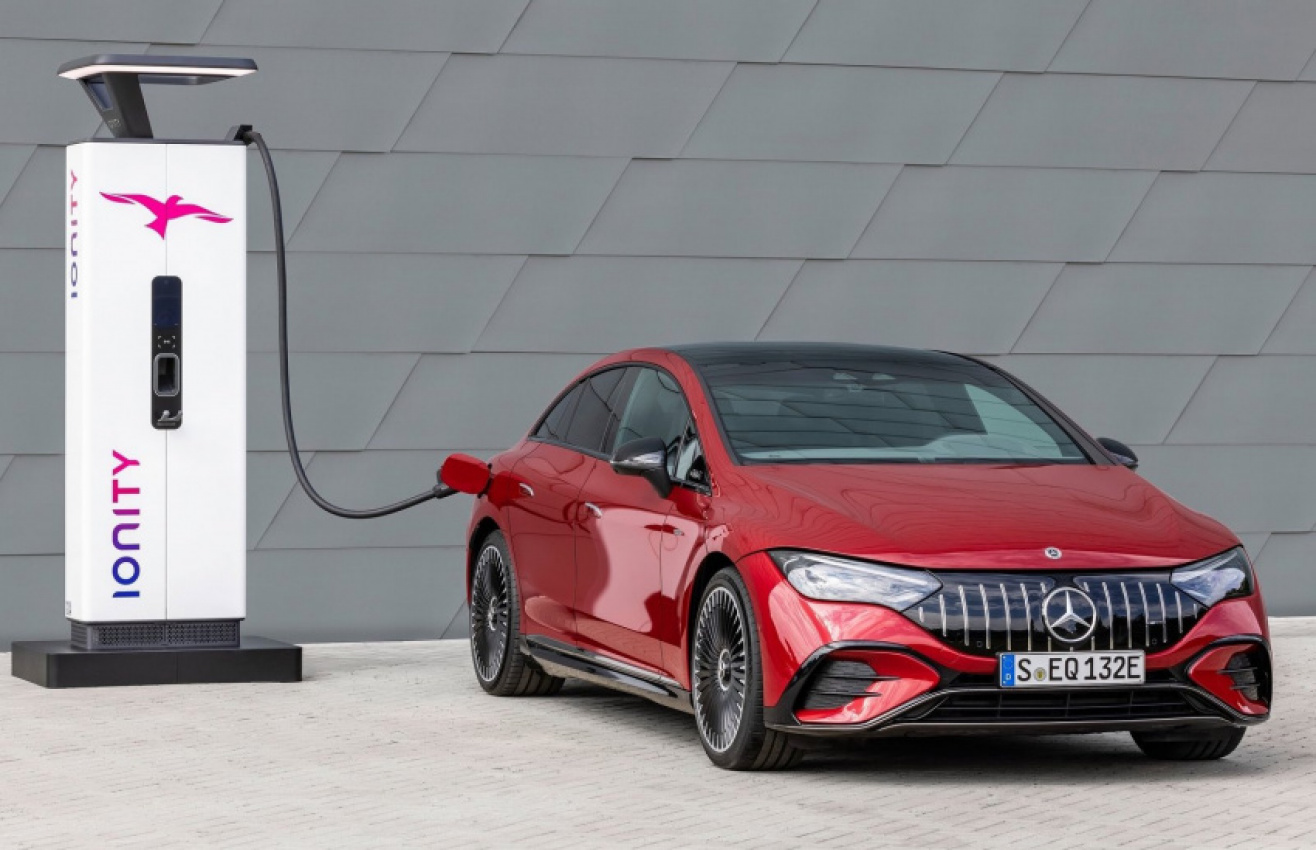 autos, cars, mercedes-benz, mg, mercedes, mercedes-amg eqe unveiled with 43 and 53, up to 1000nm