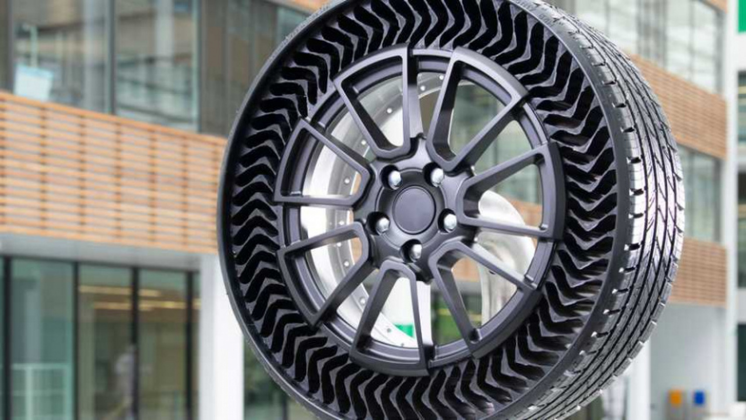 autos, cars, chevrolet, michelin wants next-generation chevrolet bolt to wear airless tires
