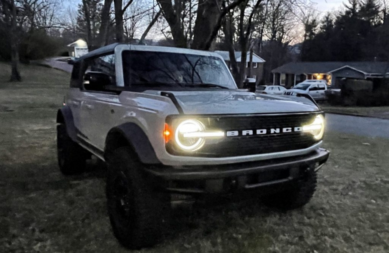 android, autos, cars, ford, reviews, bronco, ford bronco, sasquatch, wildrak, android, 2021 ford bronco review, pricing, and specs
