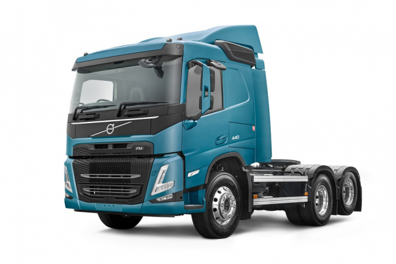 autos, cars, commercial vehicles, volvo, commercial vehicles, malaysia, prime mover, trucks, volvo malaysia, volvo trucks, volvo trucks malaysia, volvo trucks launches new fh, fh16, fm and fmx heavy duty trucks in malaysia