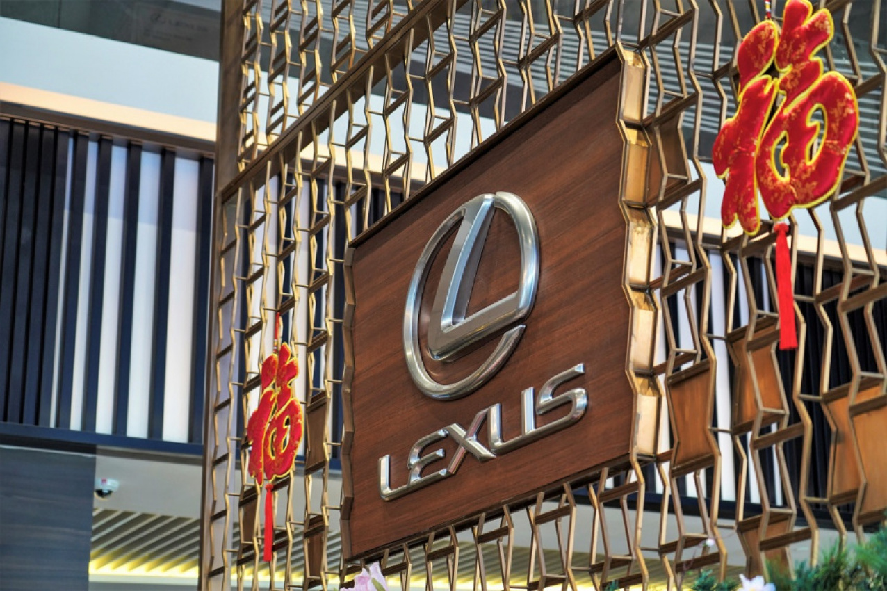 autos, car brands, cars, lexus, automotive, cars, lexus malaysia, malaysia, sedan, lexus malaysia introduces special editions of lexus rx and es