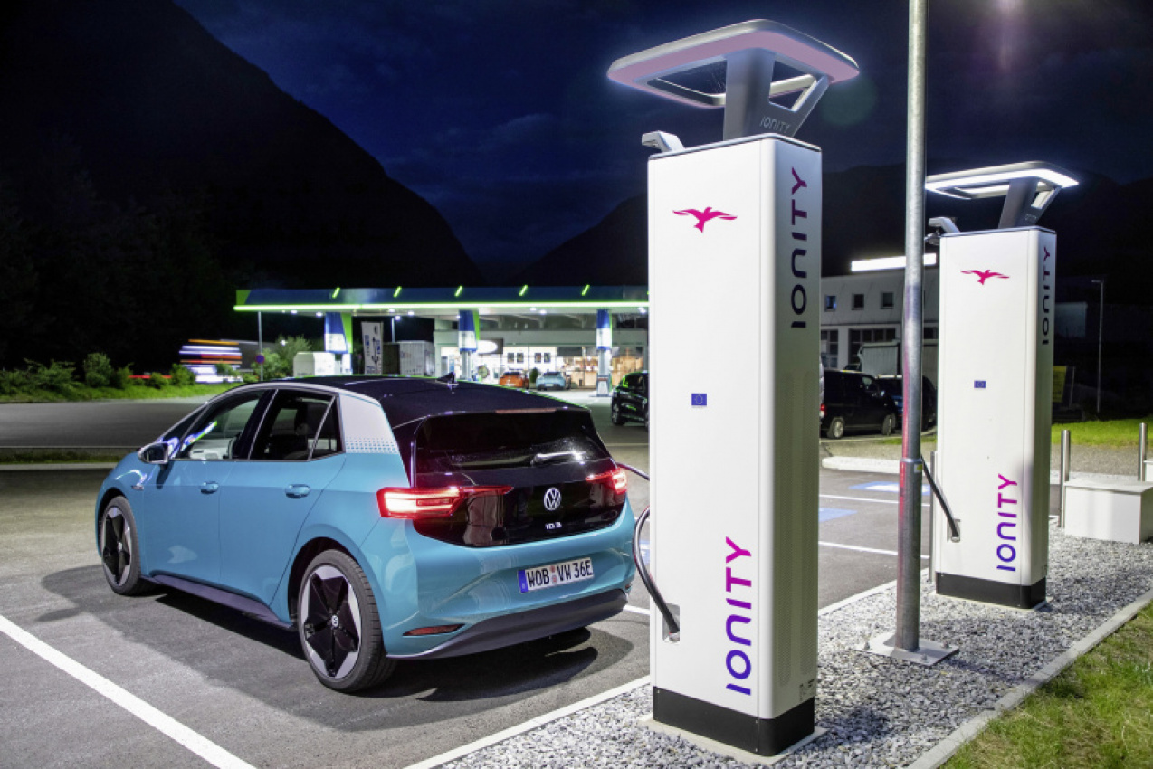 autos, cars, car news, car price, cars on sale, electric vehicle, manufacturer news, slow rollout of public rapid chargers could hinder ev adoption