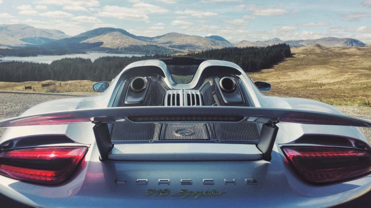 autos, cars, porsche, american, asian, celebrity, classic, client, europe, exotic, features, handpicked, italian, luxury, modern classic, muscle, news, newsletter, off-road, sports, trucks, porsche releases a love letter to the v8