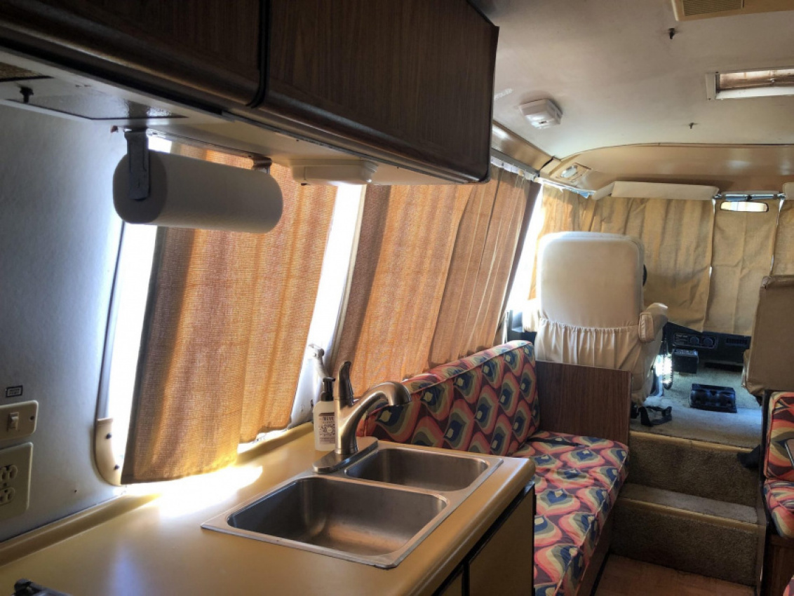 autos, cars, gmc, news, auction, classics, motorhome, oldsmobile, used cars, take a road trip back to 1973 with this funky gmc motorhome