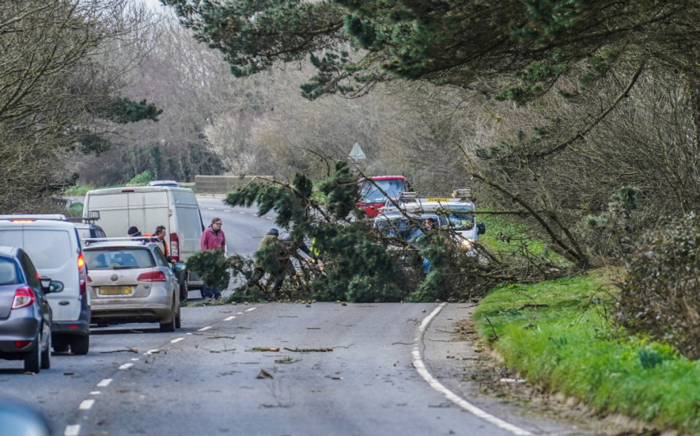 autos, cars, roads, crosswinds, damage, floods, snow, storm eunice, storm franklin, storms, trees, wind, more disruption on uk roads as new storms follow eunice and franklin