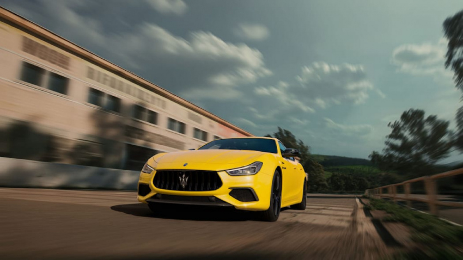 autos, cars, design/style, maserati, luxury, performance, sedan, special and limited editions, maserati highlights its racing heritage with mc edition models