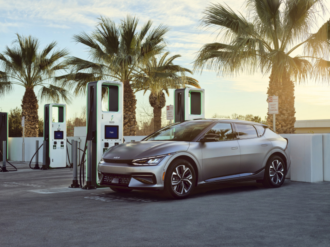 autos, brand content, cars, kia, technology, electric, electric vehicle, kia america collaborates with electrify america to provide ev6 buyers with 1,000 kilowatt-hours charging at no additional cost
