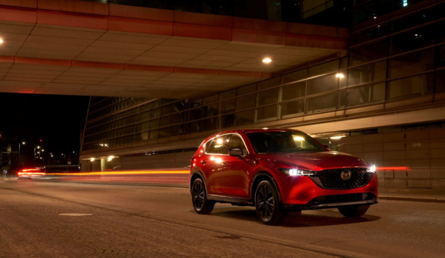autos, cars, mazda, cx-5, mazda cx-5, small, midsize & large crossover models, ‘masterclass’ 2022 mazda cx-5 earns perfect score from car and driver for 6th year in a row