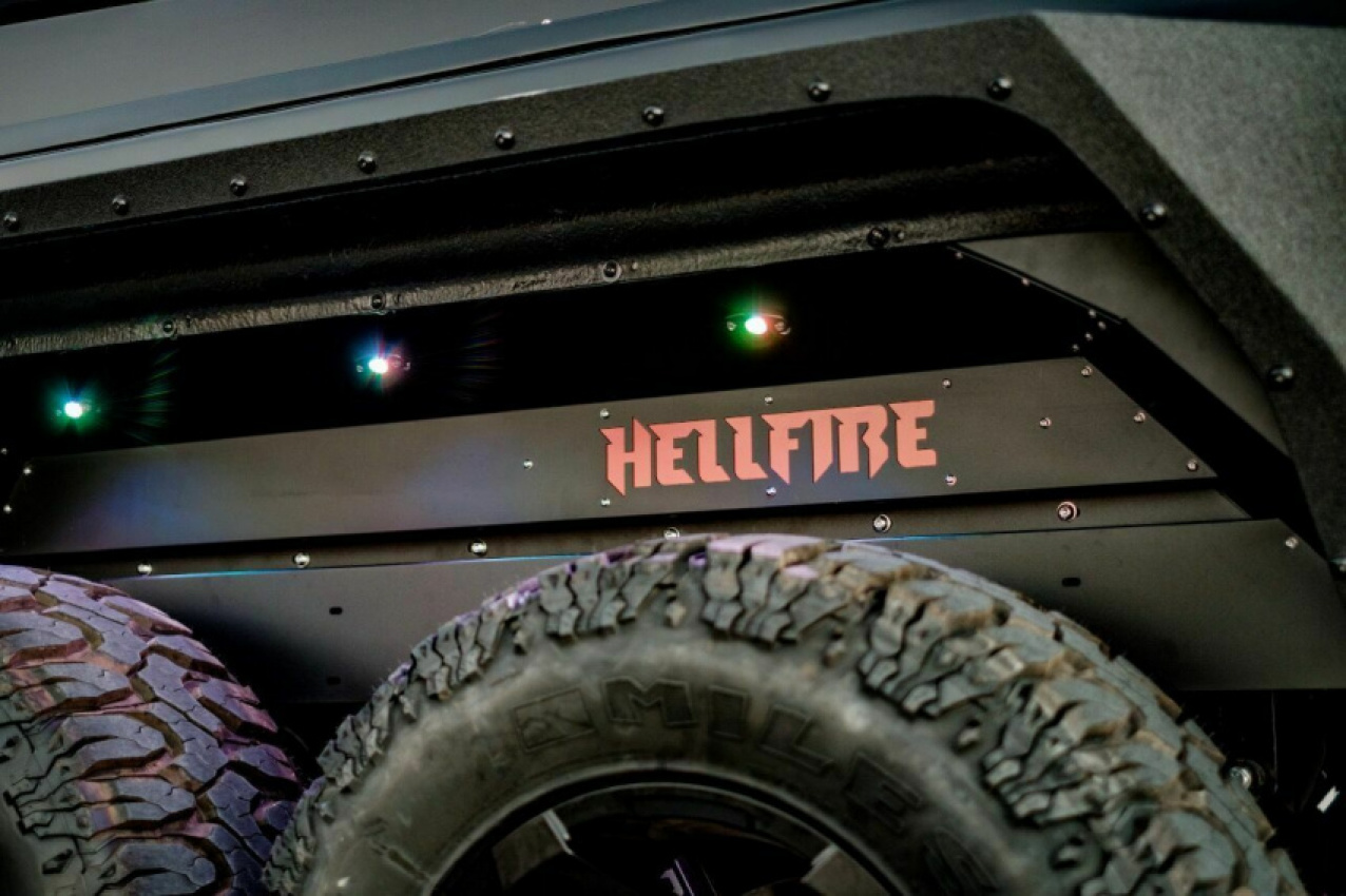 autos, cars, hp, jeep, news, tesla, cybertruck, ebay, engine swaps, hellcat, jeep gladiator, trucks, tuning, used cars, it’s a jeep cybertruck thing: gladiator ‘hellfire’ 6×6 has 750 hp and costs $220,000
