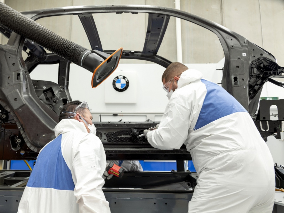 autos, bmw, cars, car reviews, driving impressions, first drive, general news, goauto, manufacturing, road tests, bmw to invest in carbon-fibre repair training