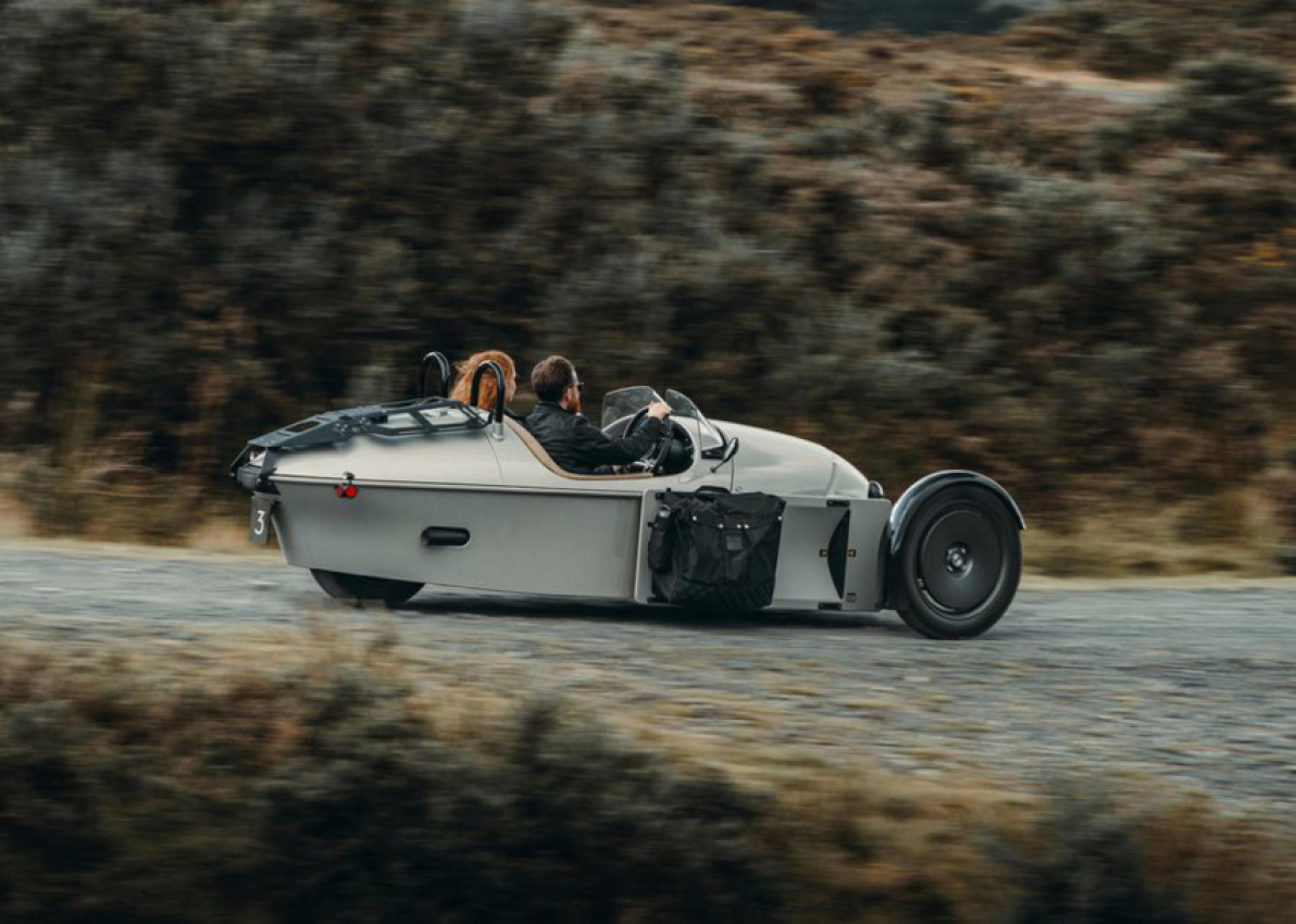 autos, cars, morgan, morgan super 3 is old, new and extremely cool