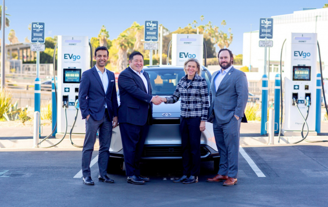 autos, cars, news, toyota, electric vehicles, toyota bz4x, toyota bz4x owners to get one year of free charging at evgo stations
