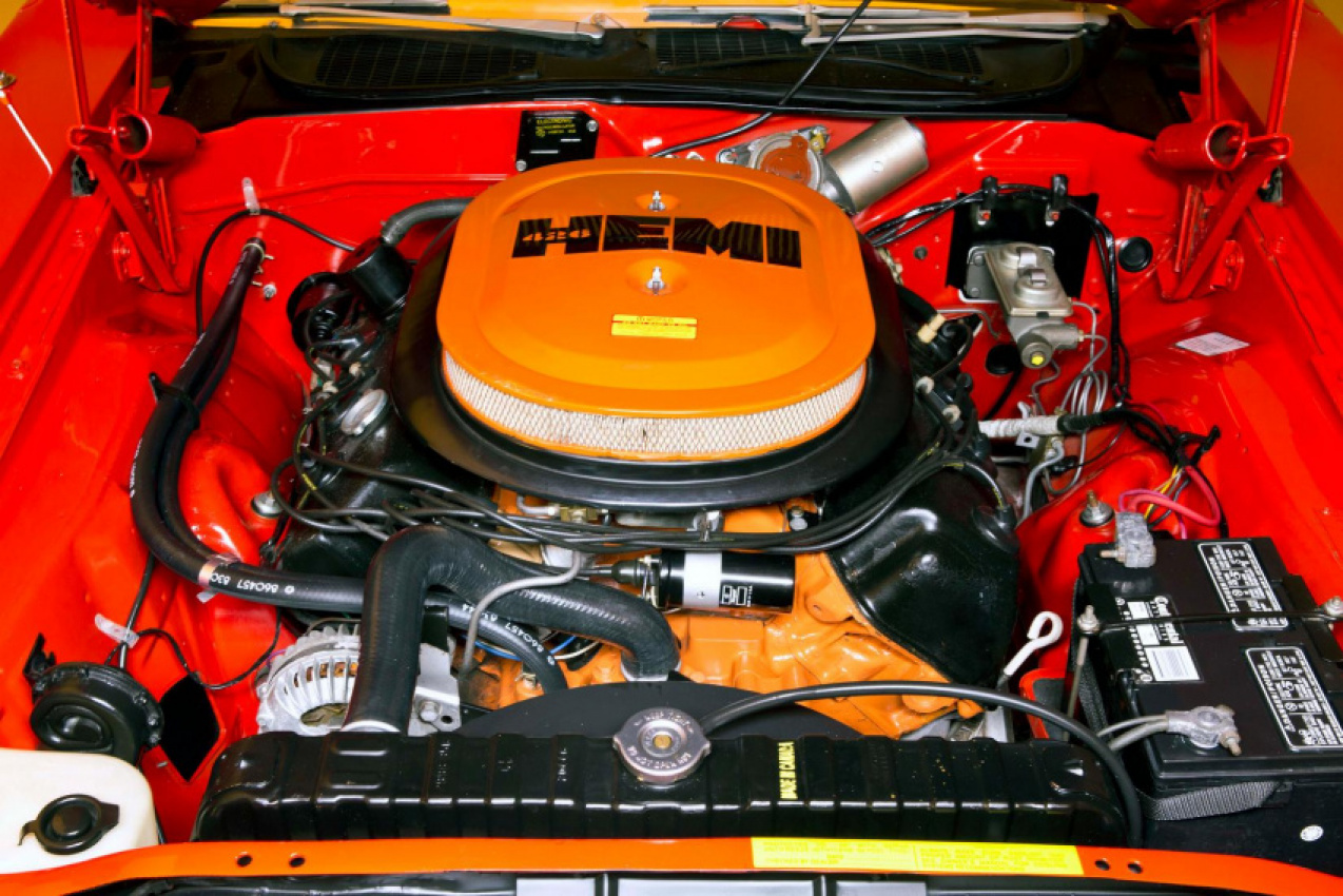 autos, cars, chrysler, classic cars, chrysler 426 hemi engine guide: specs, features, & more