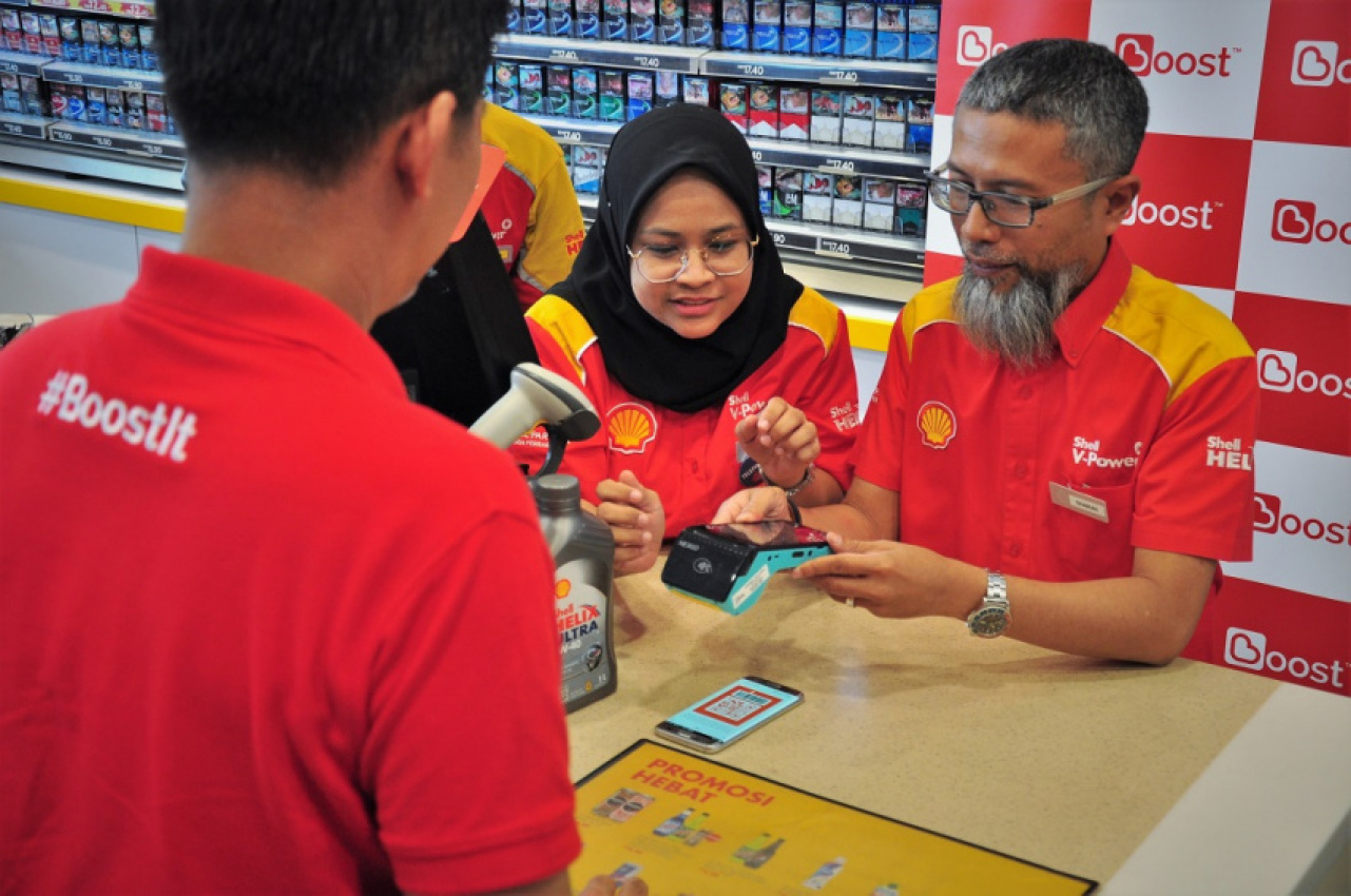 autos, cars, featured, axiata, axiata digital services, boost, e-payment, e-wallet, malaysia, retail, shell, shell malaysia, shell malaysia trading, shell service station, pay with boost e-wallet at shell stations
