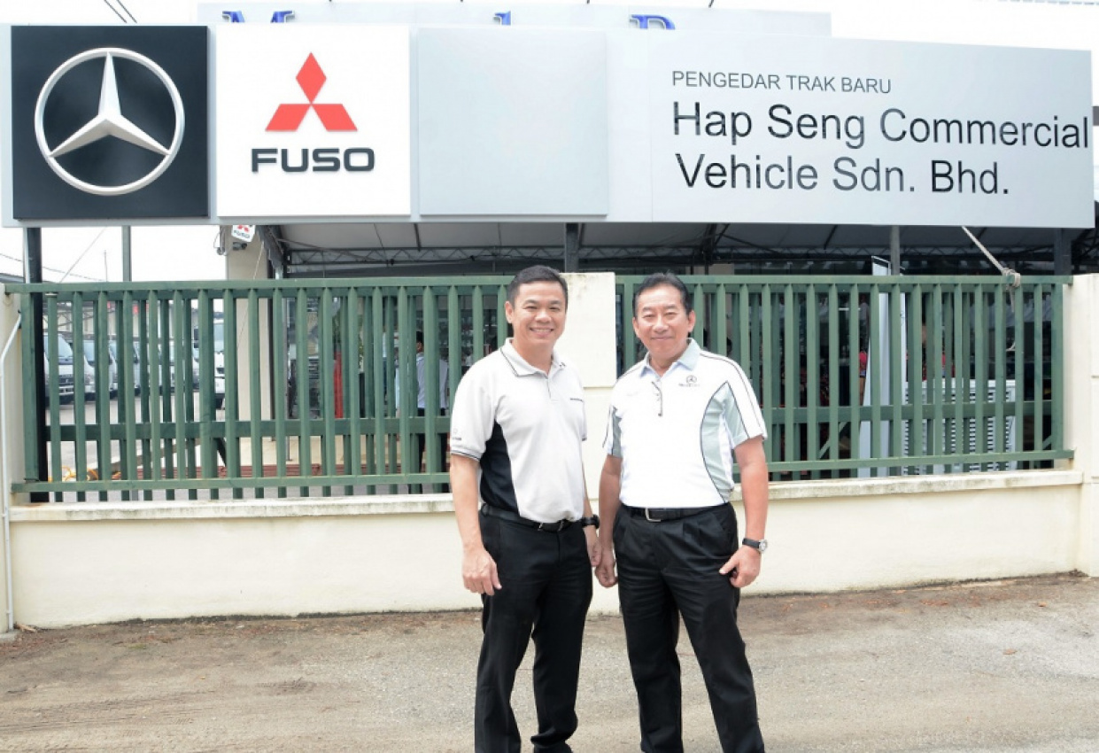 autos, cars, featured, mercedes-benz, fuso, hap seng commercial vehicle, mercedes, mercedes-benz launches its first full-fledged 3s commercial vehicle centre in kuantan