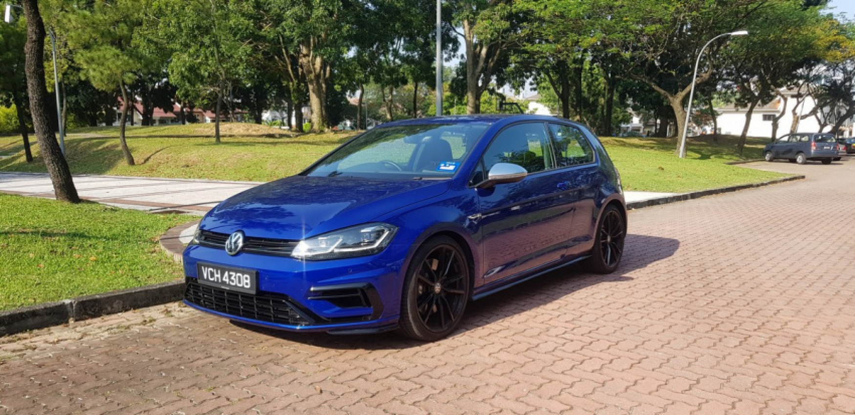 autos, car brands, cars, volkswagen, automotive, hatchback, review, test drive, volkswagen passenger cars malaysia, volkswagen golf 7.5 r – more fun to offer