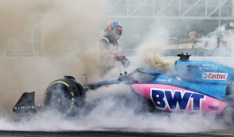 autos, formula 1, motorsport, f1testing, alpine’s test ends after just 12 laps following fire