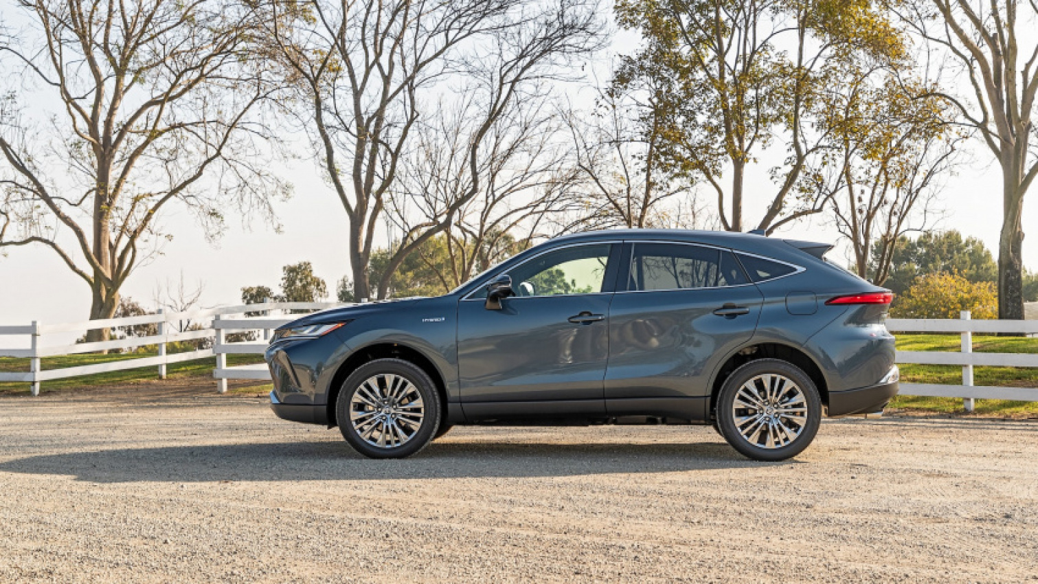 autos, cars, reviews, toyota, toyota venza, amazon, android, 2021 toyota venza yearlong review: what we loved (and didn't) about the upscale hybrid