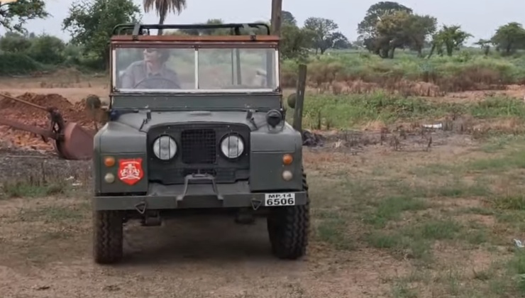 autos, cars, land rover, meet the teenage indian girl who drives a 50-year old vintage land rover series 1