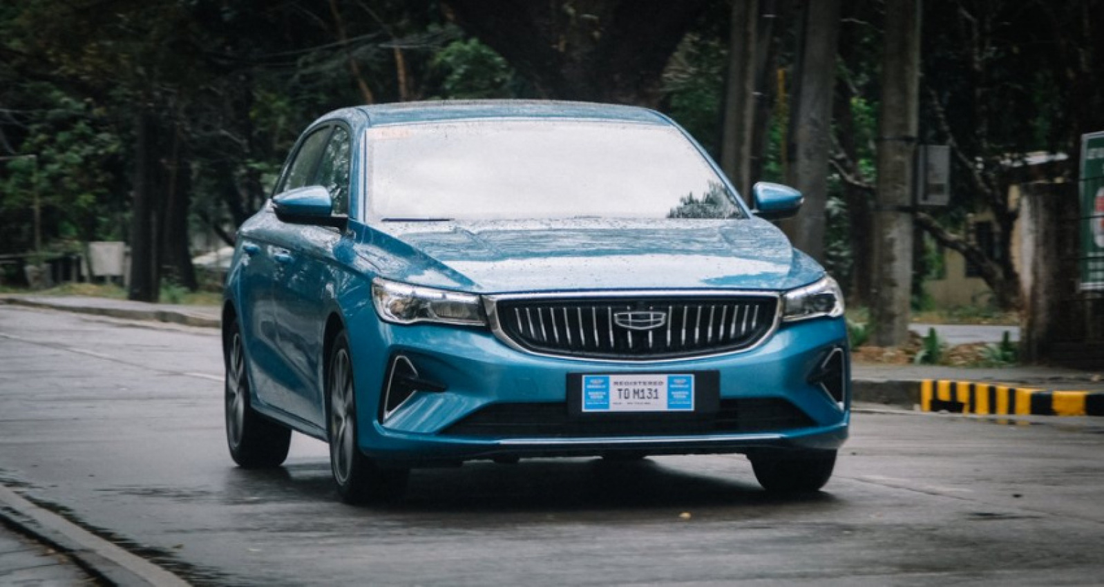 autos, cars, geely, mg, reviews, android, android, geely emgrand premium: subcompact segment-buster