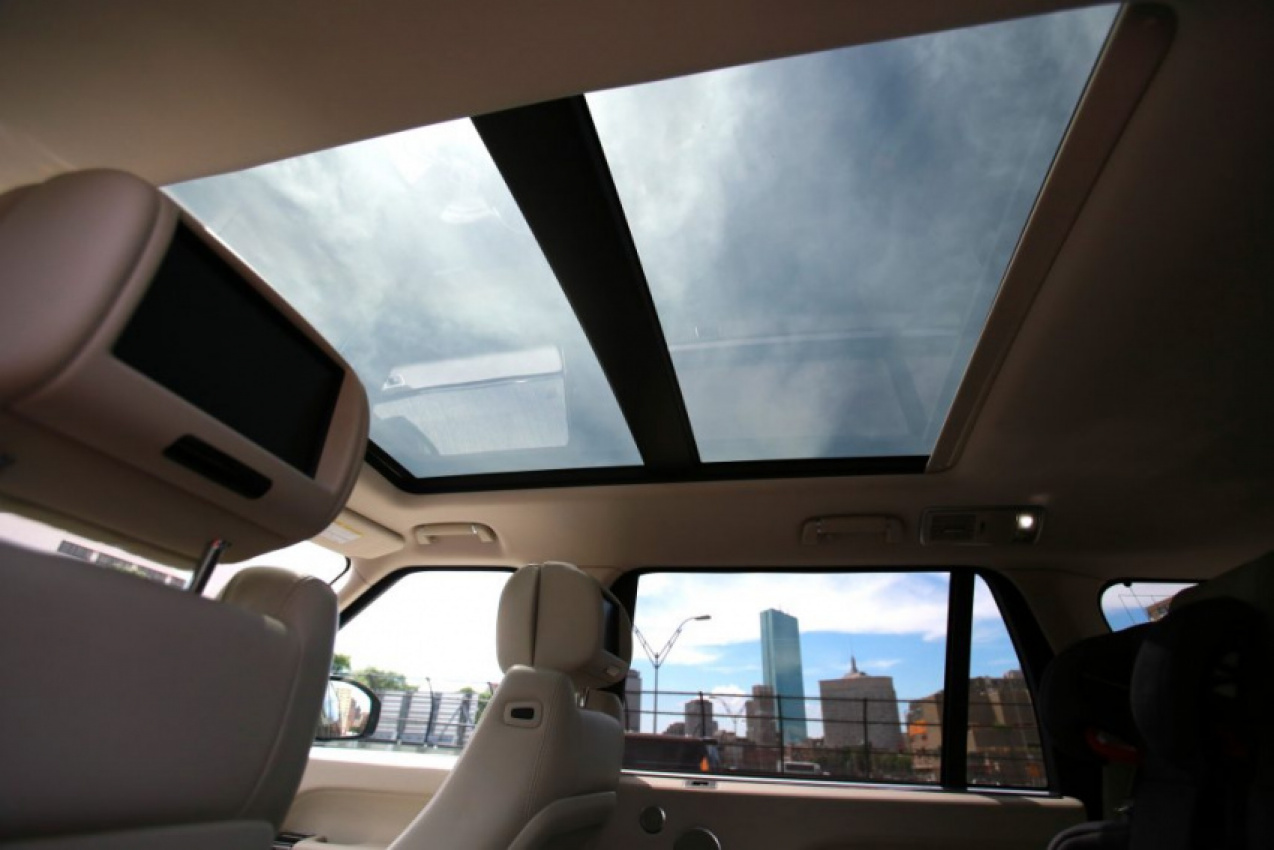 autos, cars, ram, consumer reports, safety, are cars with panoramic sunroofs safe in a rollover accident?