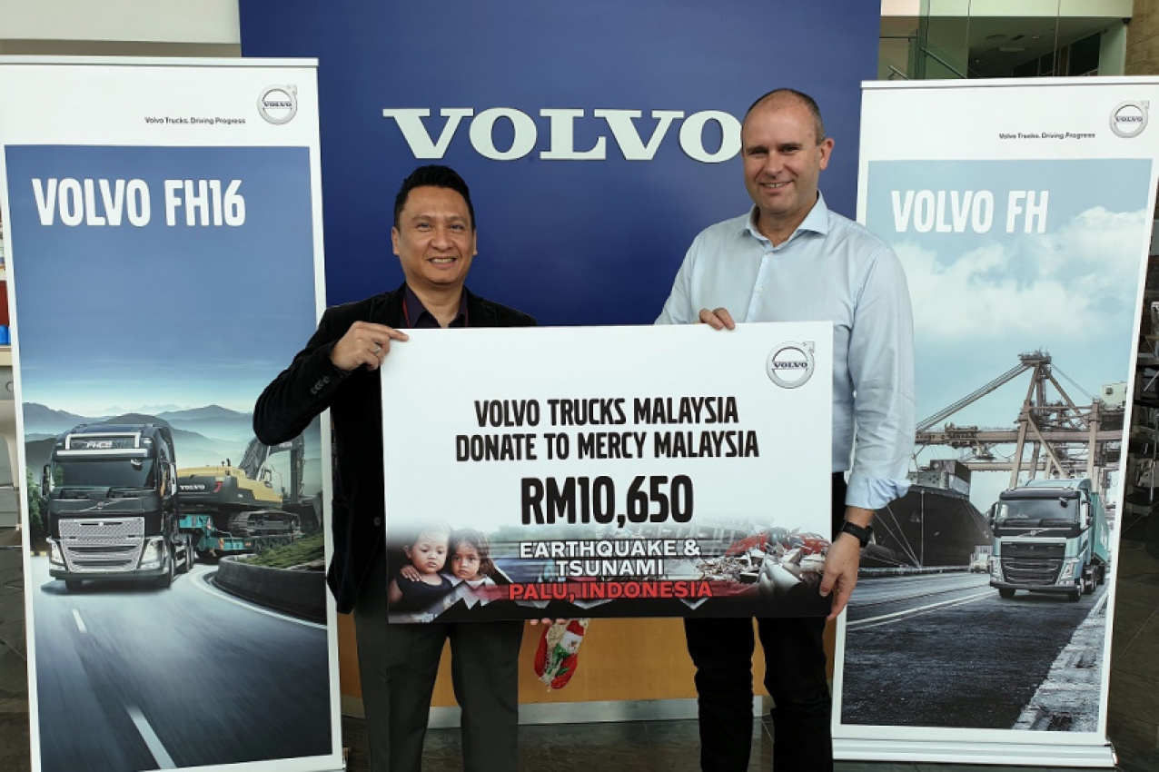 autos, cars, commercial vehicles, volvo, corporate social responsibility, humanitarian aid, mercy malaysia, volvo trucks malaysia, volvo trucks malaysia donates to mercy malaysia to help palu earthquake victims