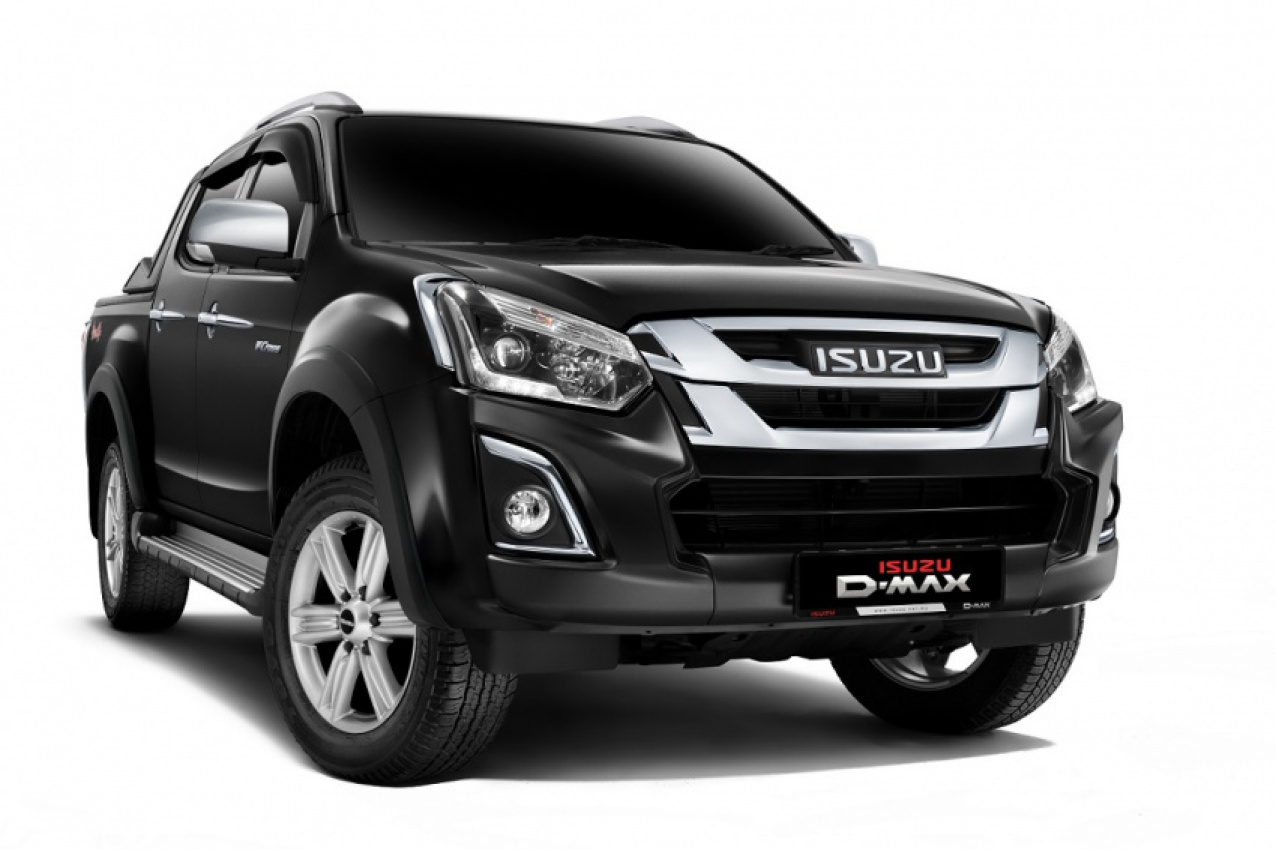 autos, car brands, cars, isuzu, accessories, bodykit, diesel, isuzu malaysia, malaysia, motor show, pickup truck, isuzu malaysia launches accessories package for d-max and previews new bluepower engine at klims ’18