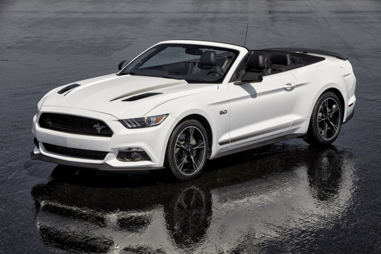 autos, cars, ford, news, ford mustang, recalls, two separate back up cam issues lead to recall of 330,000 ford mustangs
