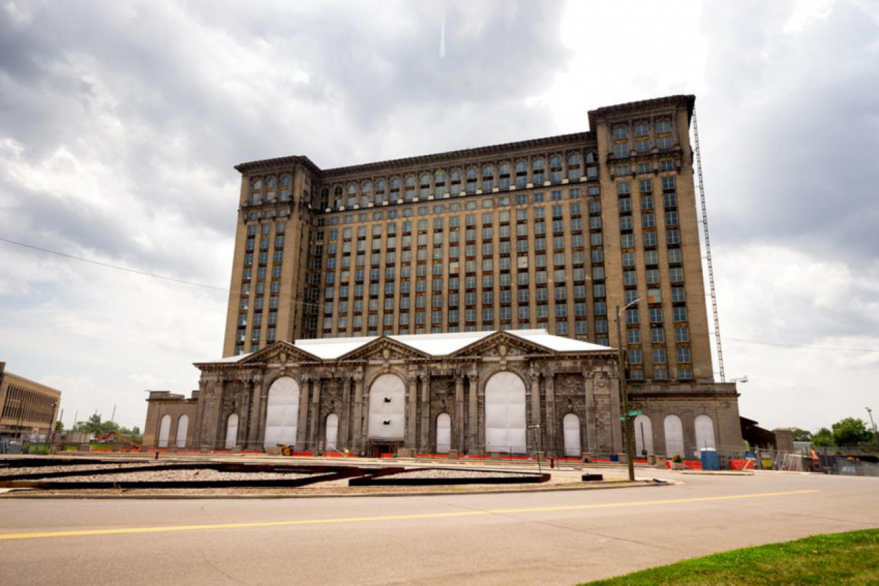 autos, cars, ford, google, ford, google are founding partners in michigan central innovation district