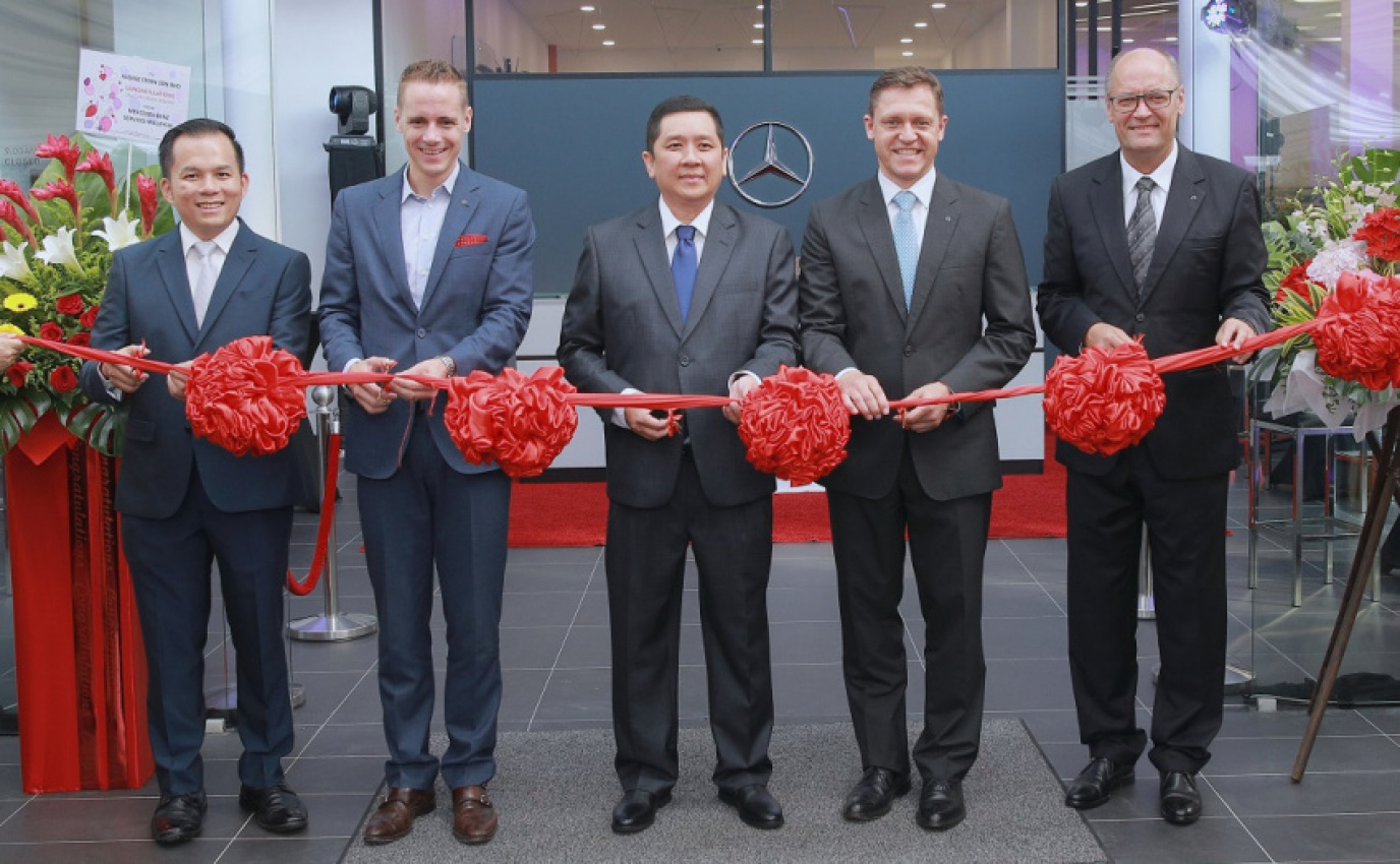 autos, car brands, cars, mercedes-benz, asbenz stern, autohaus, malaysia, mercedes, mercedes-benz malaysia, service centre, mercedes-benz autohaus and service centre officially opened in kuantan, pahang
