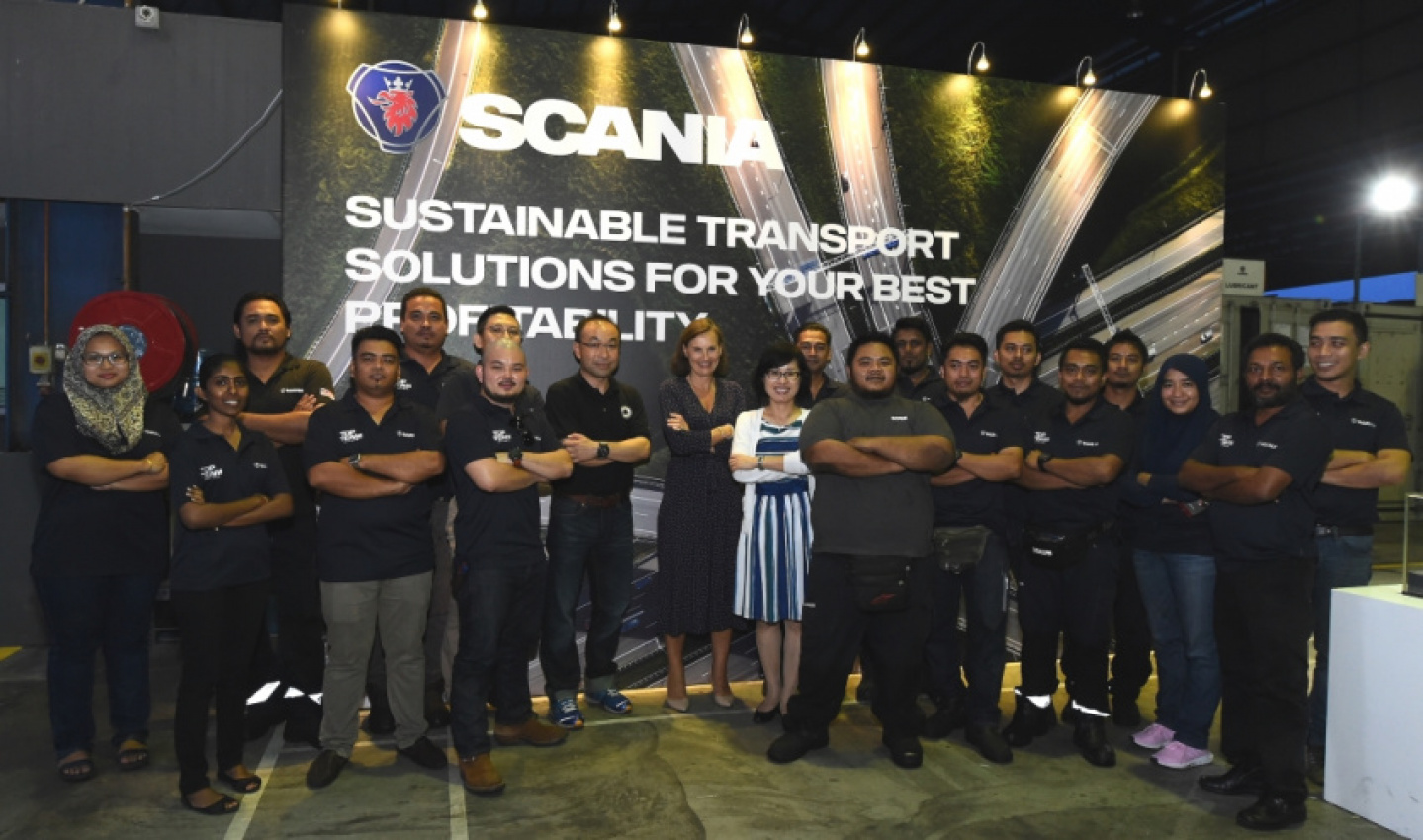 autos, cars, commercial vehicles, malaysia, scania, scania malaysia, trucks, customers join in the fun at scania malaysia ipoh branch family day