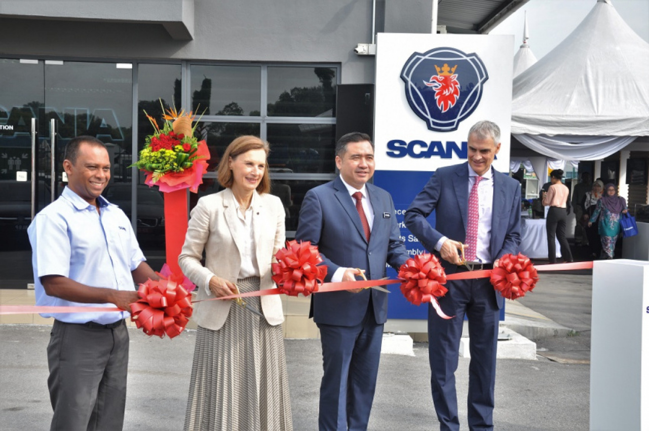 autos, cars, commercial vehicles, malaysia, scania, scania malaysia, scania southeast asia, truck, scania malaysia officially launches upgraded port klang outlet